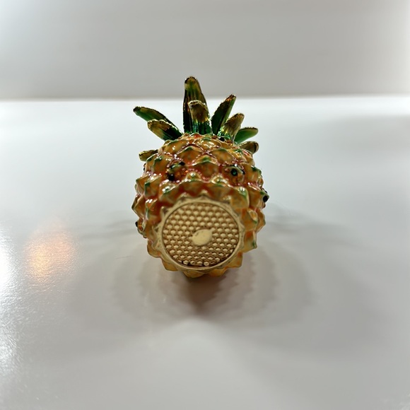 Pineapple Jewelry Box - Picture 4 of 6